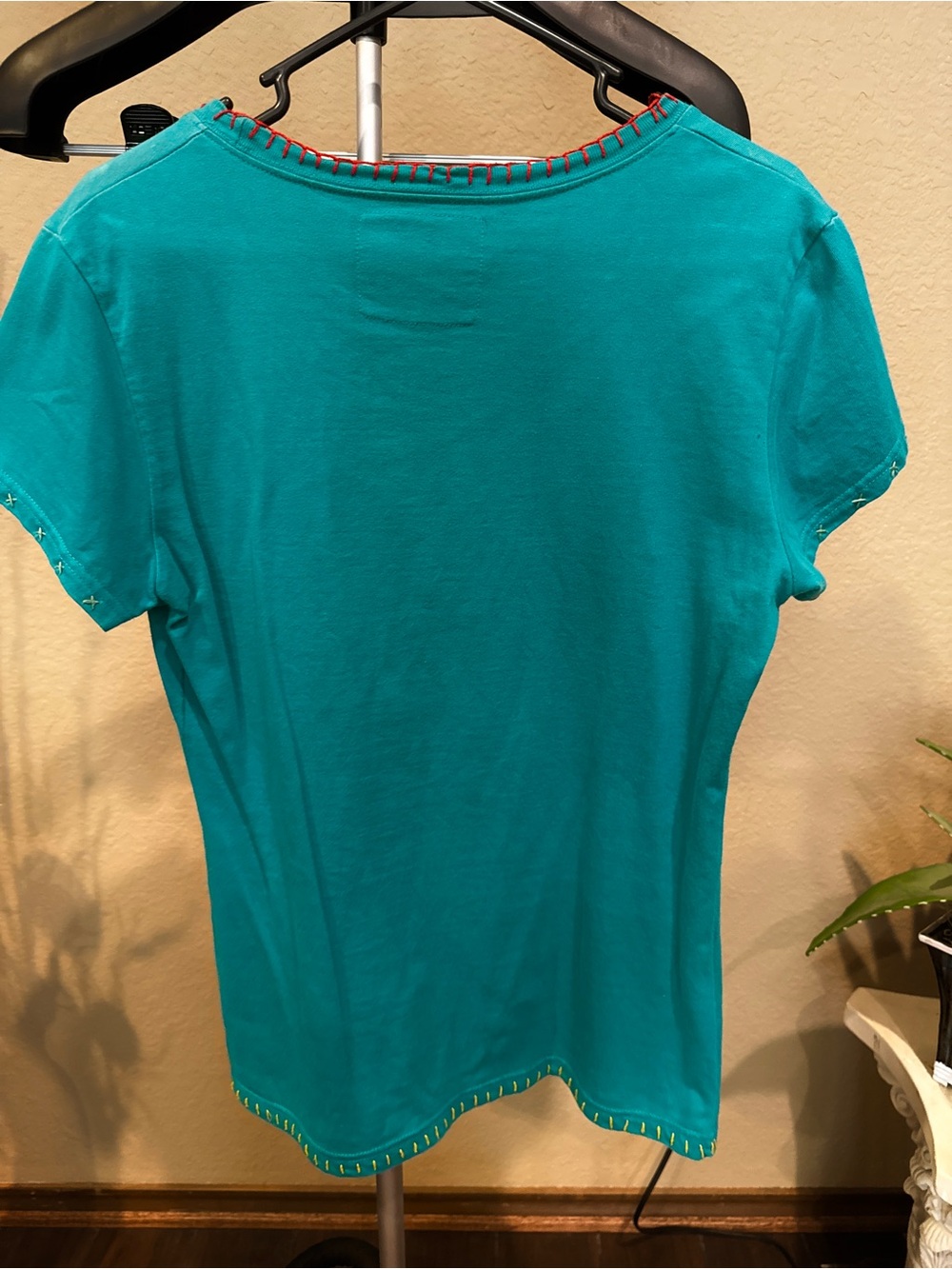 Teal/Turquoise Cattlelac Ranch Embroidered Cross Tee - Picture 3 of 5